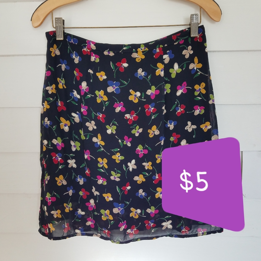 Harold's Vintage Black Flowered Skirt, sz Sm.